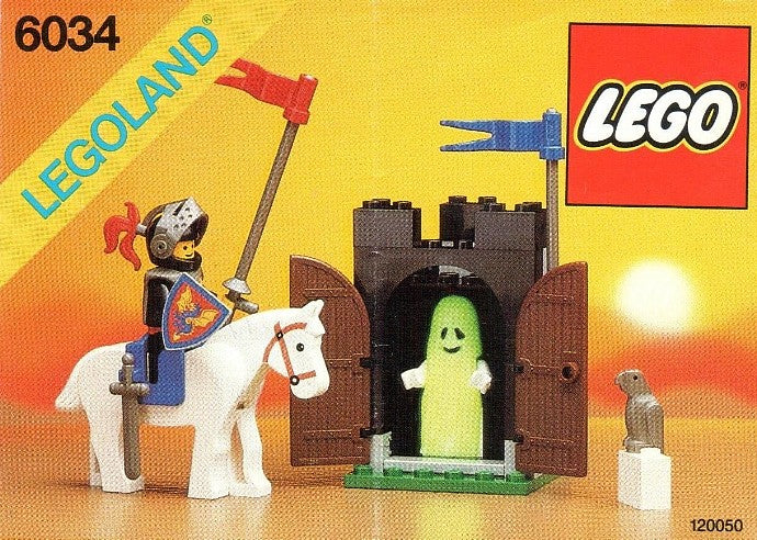Set 6034 – Black Monarch’s Ghost