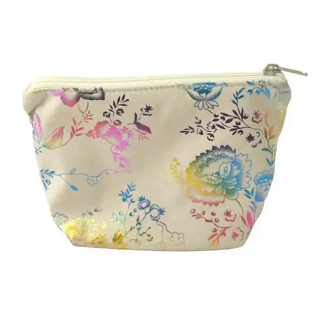 Beige necessär med dragkedja Höjd 12cm Bredd 16cm