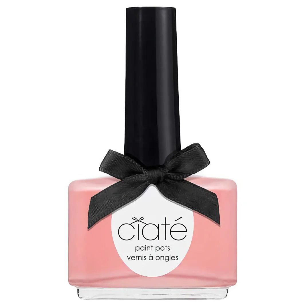 Nagellack rosa flera lager ger full täckning